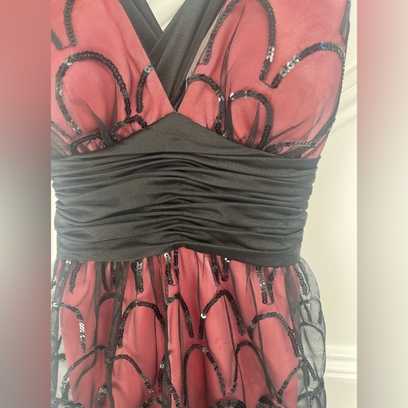 NWT Adrianna Papell racer back formal dress size 6P - Picture 4 of 14